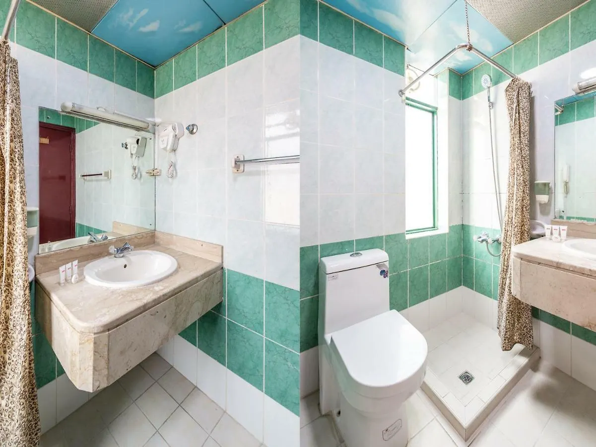 Oyo 191 Golden Sea Hotel ドバイ